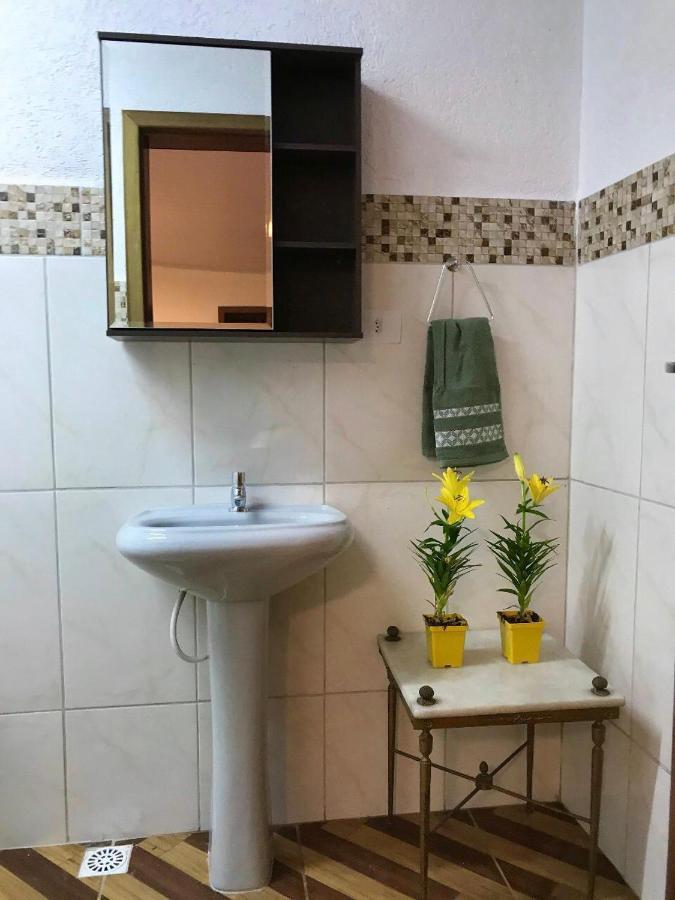 Вілла Casa A Beira Do Rio Jaguareguava Na Mata Atlantica Em Bertioga Sp Екстер'єр фото